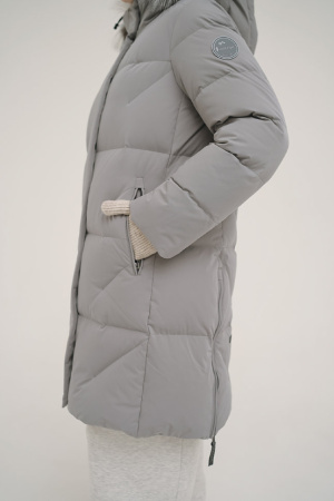 Пальто пуховое Марго SkyStretch Goose мех Енот (Женский; 48; Стальной Серый)
